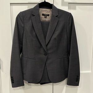 Ann Taylor pants suit size 0P